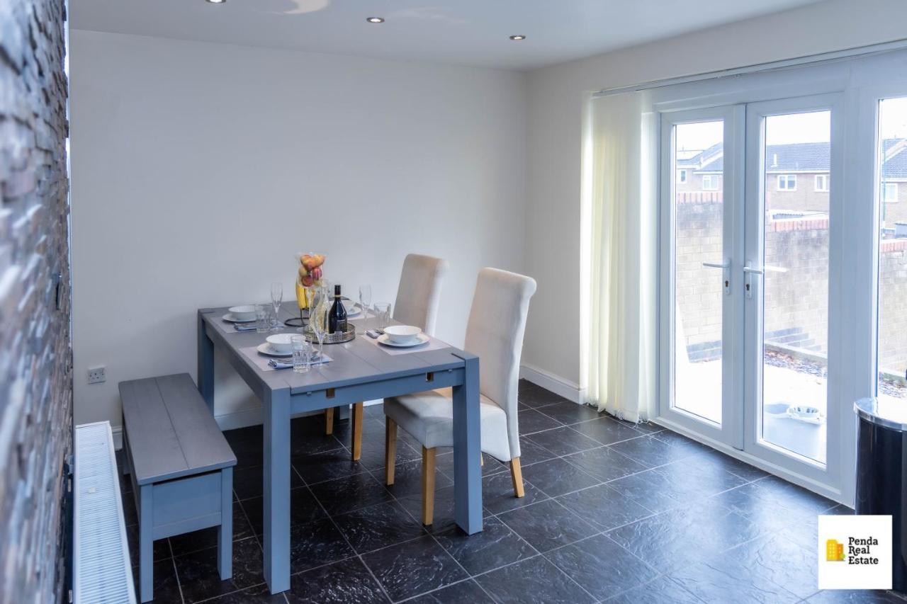 Penda Contractor And Leisure Guests Nottingham Villa Exteriör bild